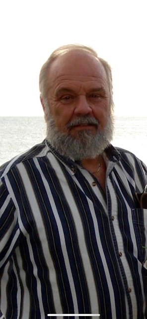 Robert Uzupes