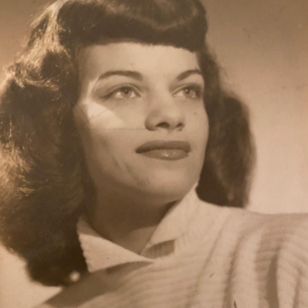 Gloria Bretone