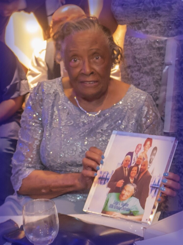 Evelyn Singleton